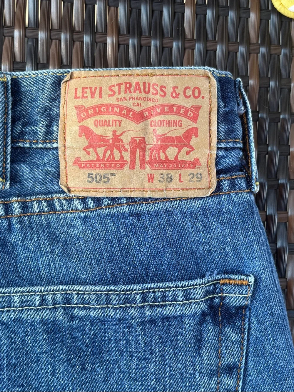 Levi’s 505 Classic Straight Fit Men's Blue Jeans 38x29